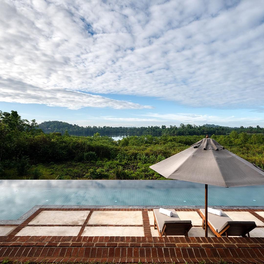 Lunuganga Bentota infinity pool with lake view