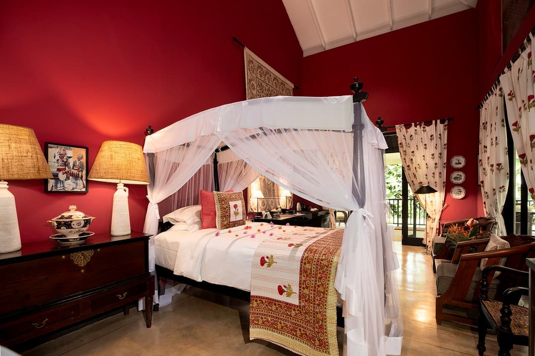 Kahanda Kanda Tea suite twin beds