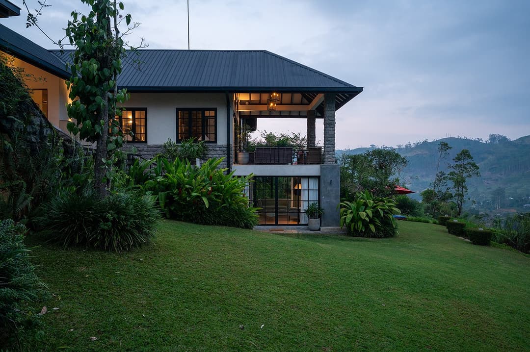 Camellia Hills exterior facade and tropical garden, Dickoya, Sri Lanka