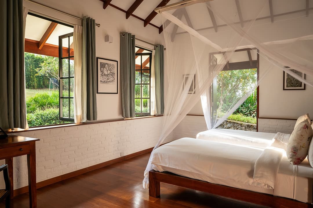 Maskeliya twin bedroom with mountain views at Camellia Hills, Dickoya, Sri Lanka
