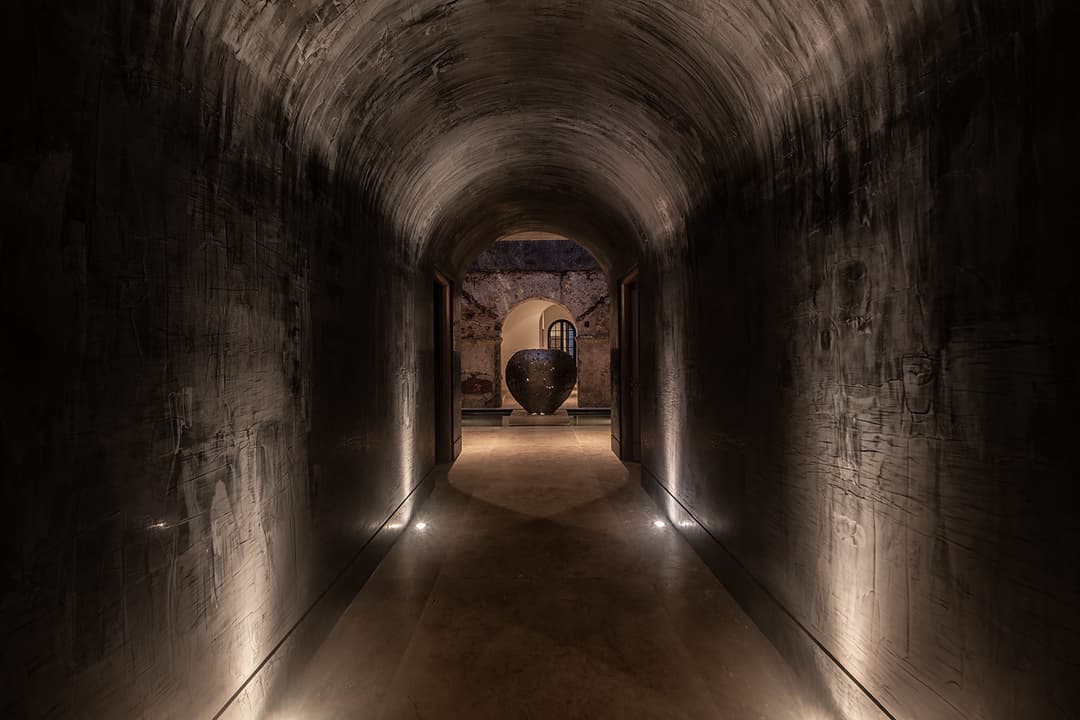 Dramatic deep barrel-vaulted underground corridor, No. 77 Leyn Baan, Galle Fort, Sri Lanka