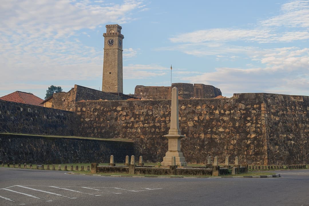 Galle Durch Fort morning walls