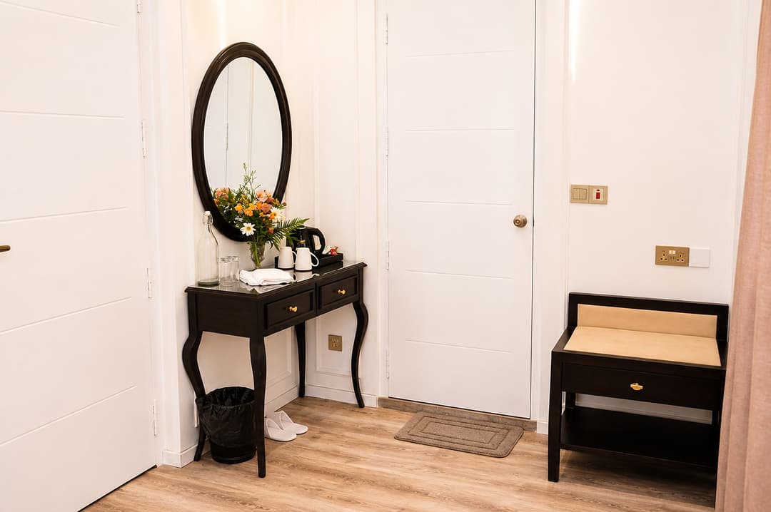 Bedroom vanity with mirror, The Mystique Nuwara Eliya