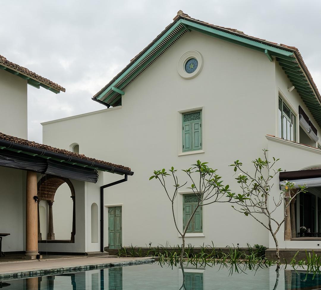 Pool view with garden wide, Candella House Talpe