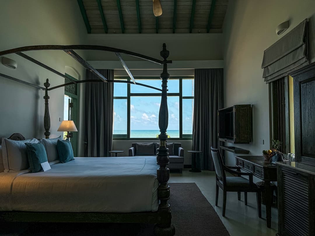 Suite wide with sea light, Candella House Talpe