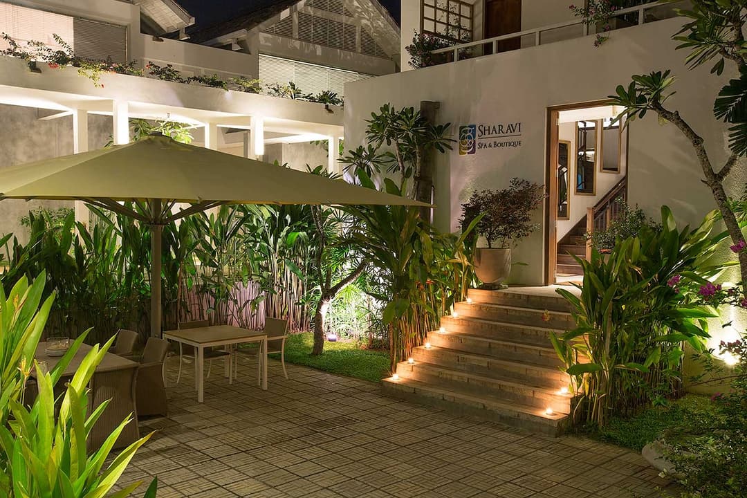 Entrance lit in the evening, Sri Sharavi Mirissa