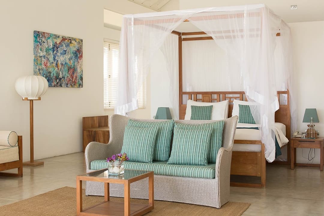 Aquamarine suite bedroom, Sri Sharavi Beach Villas Mirissa