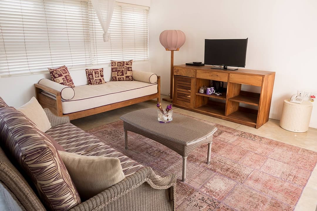 Amethyst villa living space, Sri Sharavi Mirissa