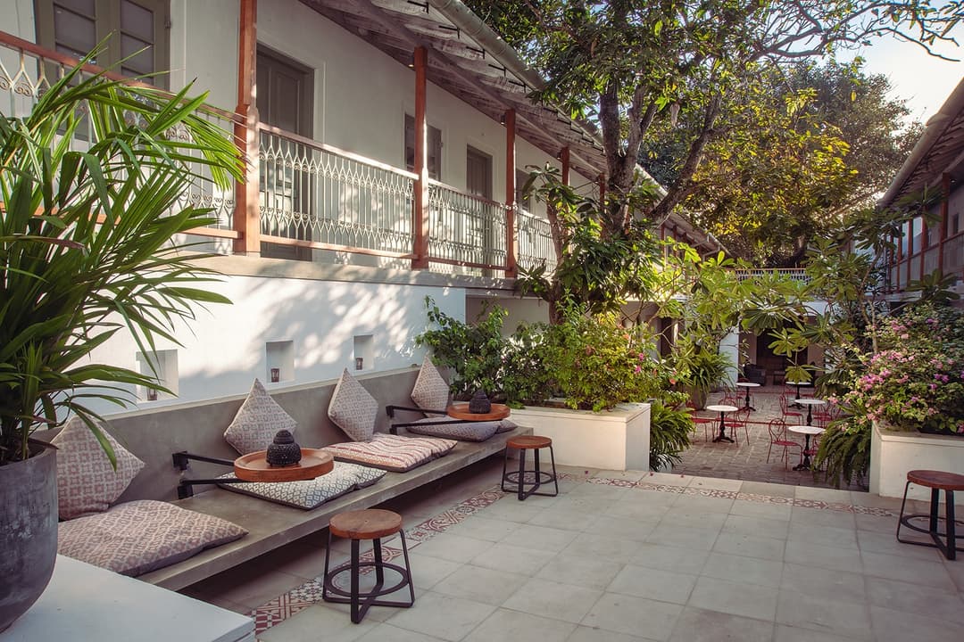 Fort Bazaar Galle courtyard lounge seating at dusk