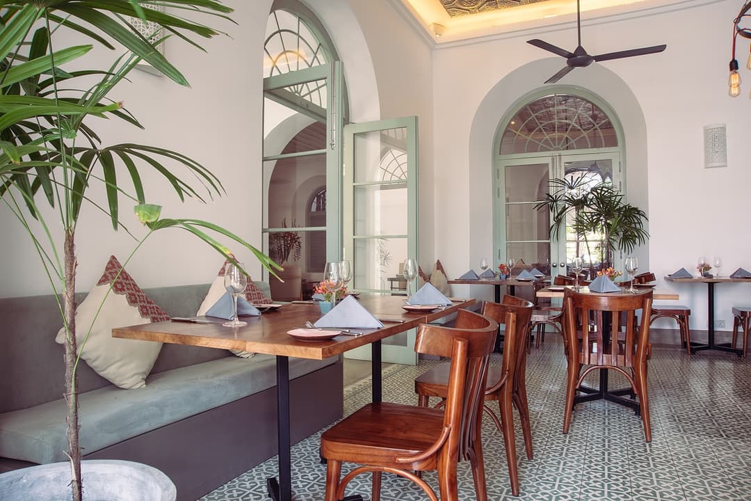Church Street Social restaurant banquette seating