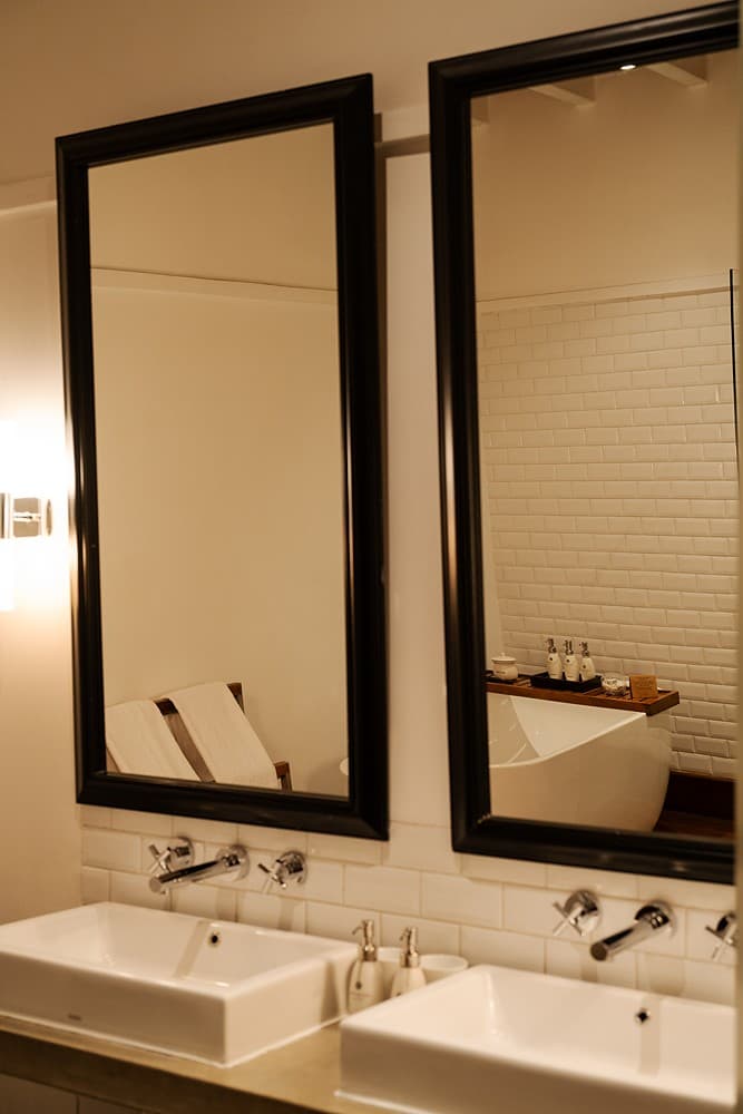 Fort Bazaar Galle bathroom with double sinks
