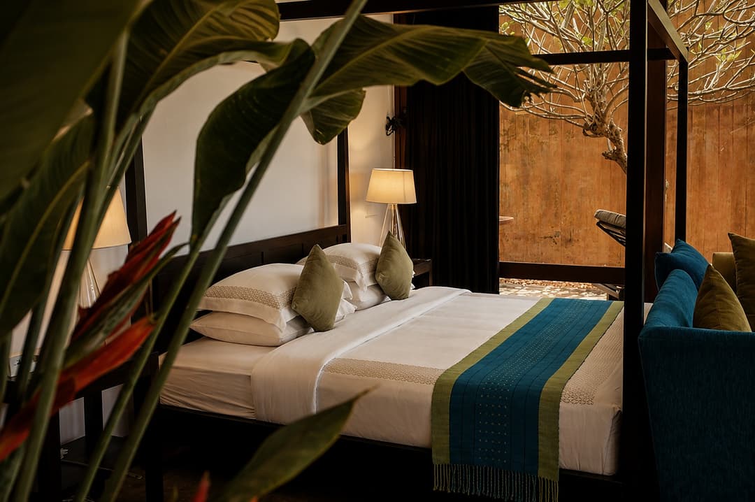 Mirissa bedroom with glass doors and ocean view