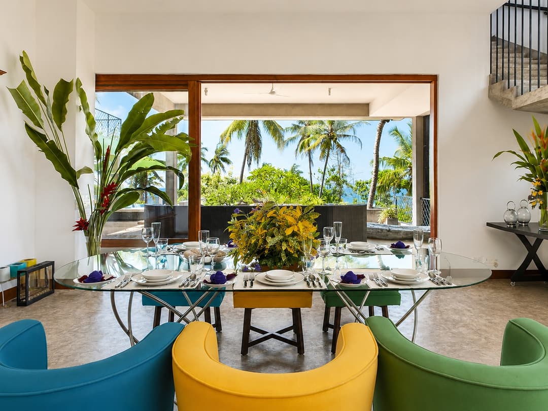 Mirissa dining room with glass table interior