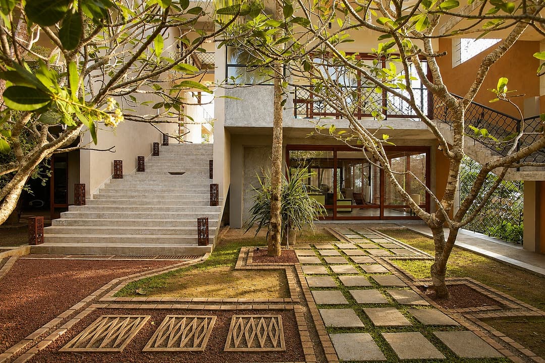 Mirissa garden path with stepping stones