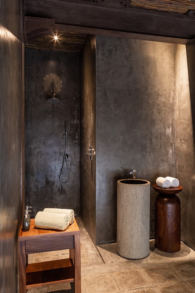 Tri Ahangama spa shower detail interior