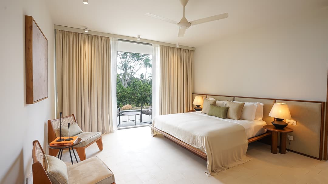 Tri Ahangama Sunset Villa with Pool bedroom curtains