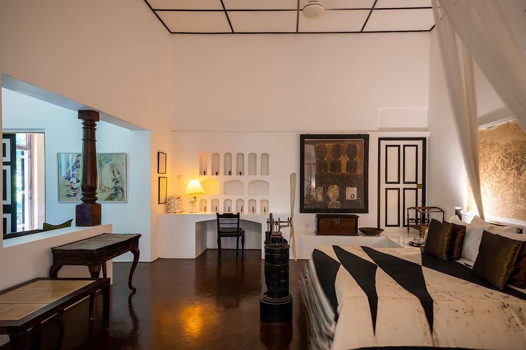 Lunuganga Main House Studio living room