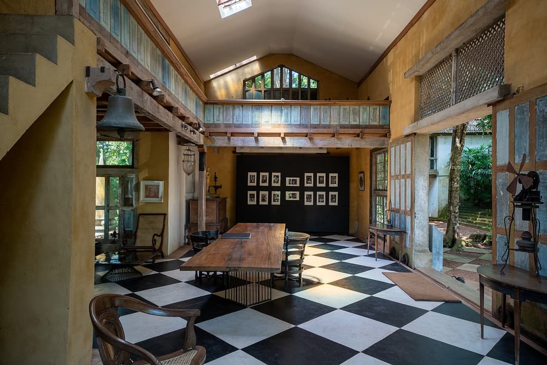 Lunuganga Garden Room dining interior