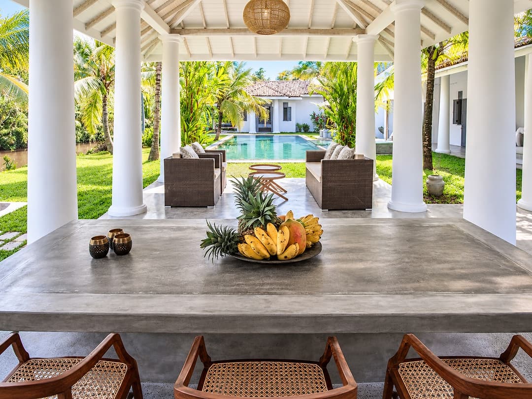 Ahangama exterior dining table with fruit