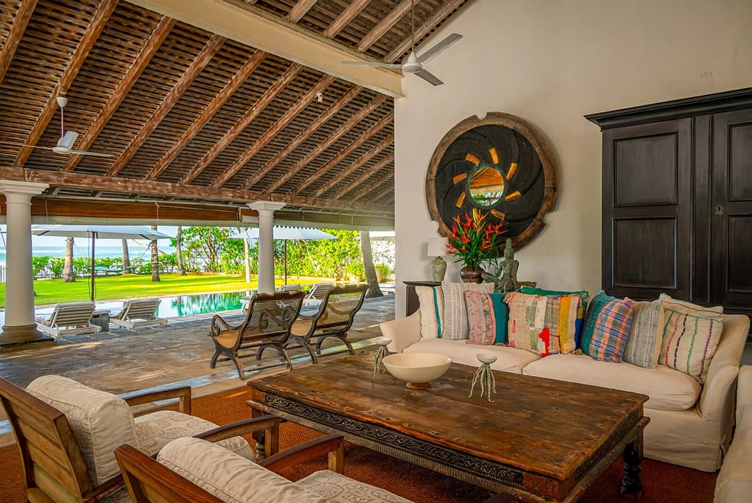 Habaraduwa living pavilion with wood ceiling