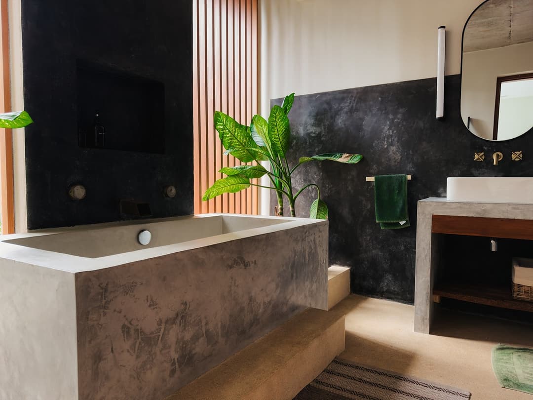 Talpe bathroom stone tub interior