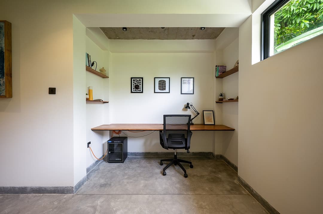 Talpe office nook desk interior