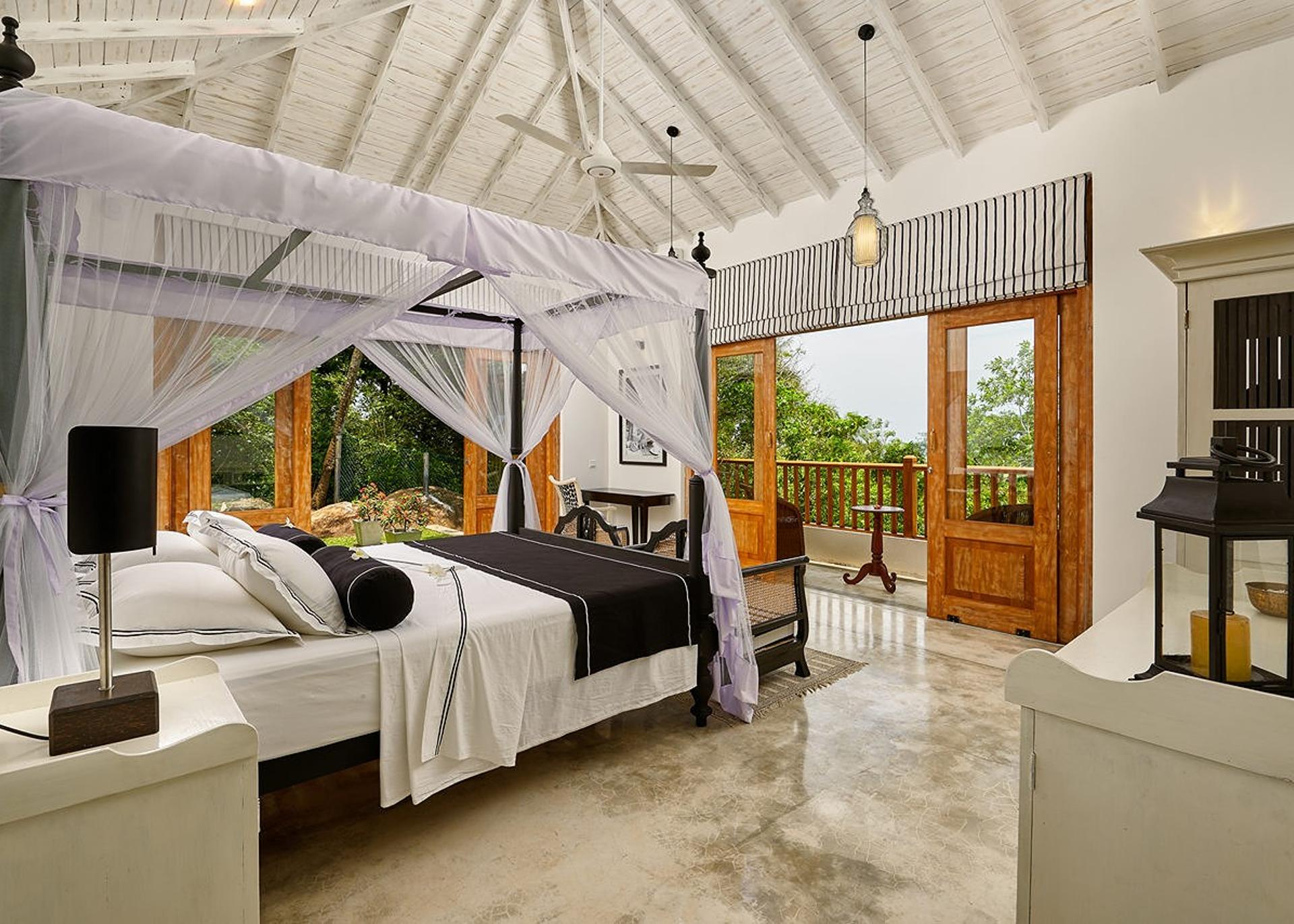 Geoffrey Bawa Room interior angle, The Divine Villa Talpe